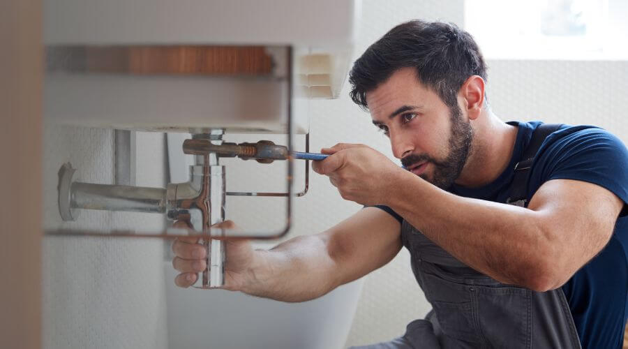 Water heater thermostat replacement in Willcox, AZ